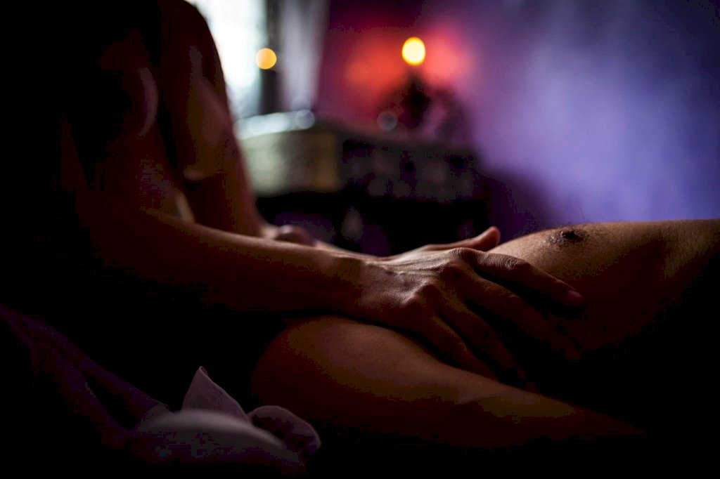 Les bienfaits d'un massage naturiste à domicile
