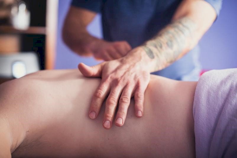 Massage intégral pour homme : les bienfaits